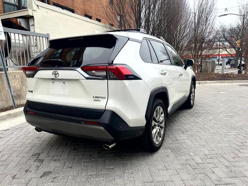 2019 Toyota RAV4 Limited
