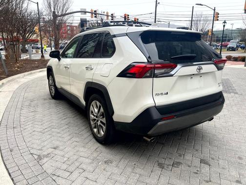 2019 Toyota RAV4 Limited