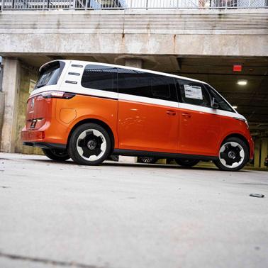 2025 Volkswagen ID. Buzz Pro S Plus