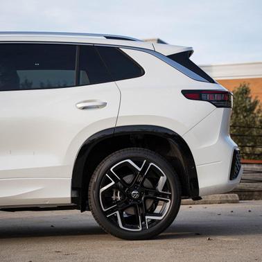 2026 Volkswagen Tiguan 2.0T SEL R-Line 4MOTION