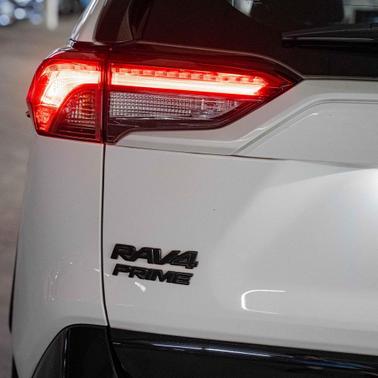 2023 Toyota RAV4 Prime SE