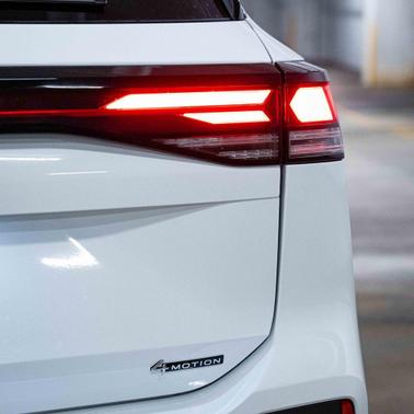 2025 Volkswagen Tiguan 2.0T SE 4MOTION