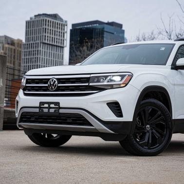 2022 Volkswagen Atlas 2.0T SE w/Technology 4MOTION