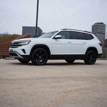 2022 Volkswagen Atlas 2.0T SE w/Technology 4MOTION
