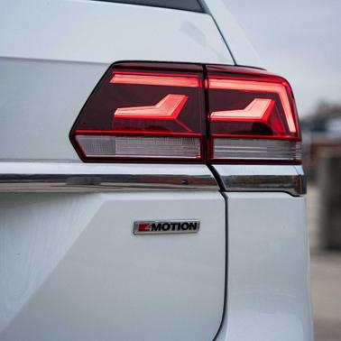 2022 Volkswagen Atlas 2.0T SE w/Technology 4MOTION