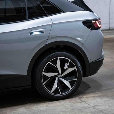 2025 Volkswagen ID.4 Pro