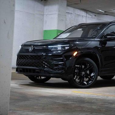 2025 Volkswagen Tiguan 2.0T SE R-Line Black 4MOTION
