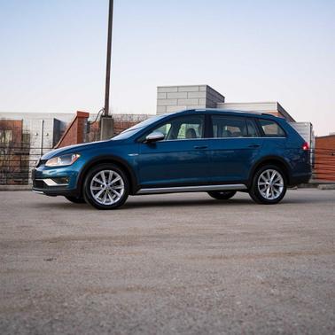 2017 Volkswagen Golf Alltrack 4Motion