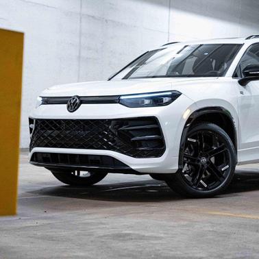 2026 Volkswagen Tiguan 2.0T SE R-Line Black 4MOTION