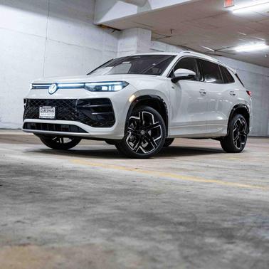 2026 Volkswagen Tiguan 2.0T SEL R-Line 4MOTION