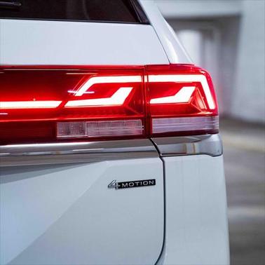 2025 Volkswagen Atlas 2.0T SE