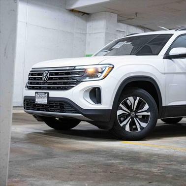 2025 Volkswagen Atlas 2.0T SE