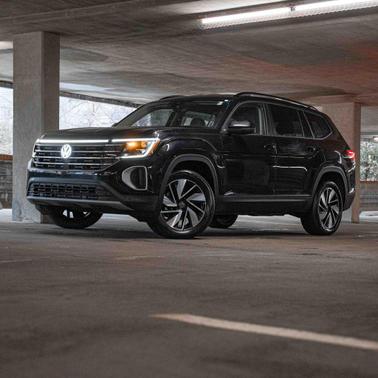 2025 Volkswagen Atlas 2.0T SE w/Technology 4MOTION