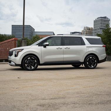 2025 Kia Carnival EX