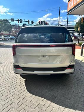 2025 Kia Carnival EX