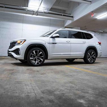 2026 Volkswagen Atlas 2.0T SEL Premium R-Line 4MOTION