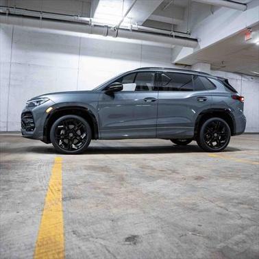 2025 Volkswagen Tiguan 2.0T SE R-Line Black 4MOTION