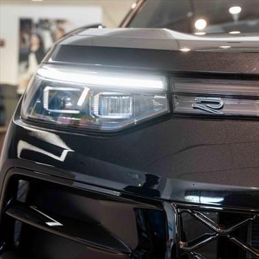 2025 Volkswagen Tiguan 2.0T SE R-Line Black 4MOTION