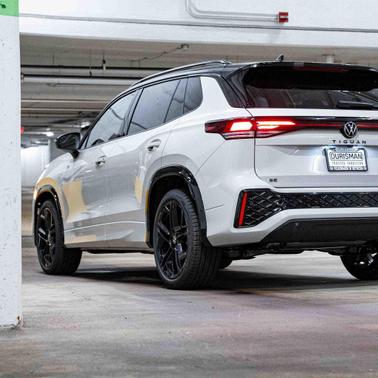 2026 Volkswagen Tiguan 2.0T SE R-Line Black 4MOTION