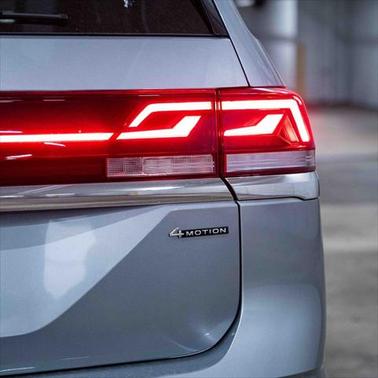 2025 Volkswagen Atlas 2.0T SEL Premium R-Line 4MOTION