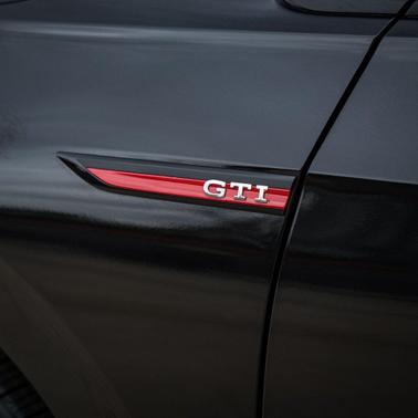 2022 Volkswagen Golf GTI 2.0T SE DSG