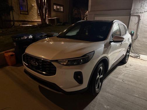 2025 Ford Escape ST-Line Select