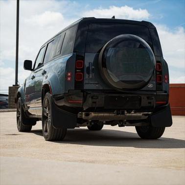 2023 Land Rover Defender 110 X-Dynamic SE
