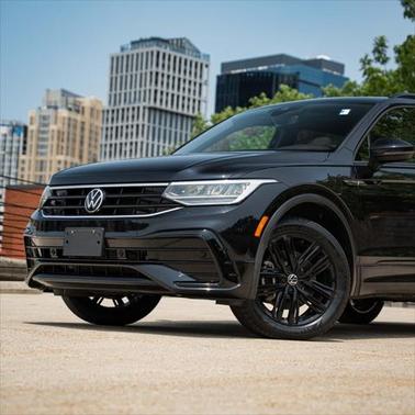 2022 Volkswagen Tiguan 2.0T SE R-Line Black 4MOTION