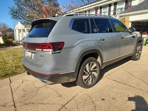 2025 Volkswagen Atlas 2.0T SEL