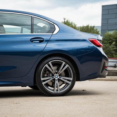 2021 BMW 330 xDrive