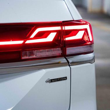 2026 Volkswagen Atlas 2.0T SEL Premium R-Line 4MOTION