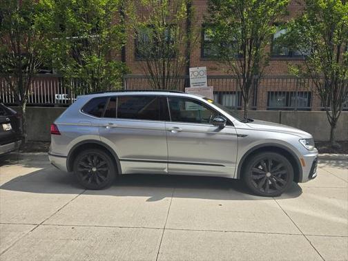 2020 Volkswagen Tiguan 2.0T SEL R-Line Black