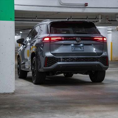 2025 Volkswagen Tiguan 2.0T SE R-Line Black 4MOTION
