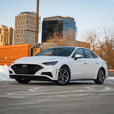 2022 Hyundai SONATA SEL