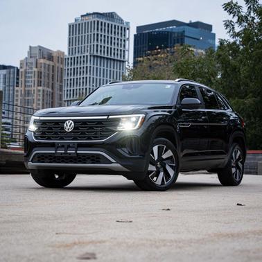 2024 Volkswagen Atlas Cross Sport 2.0T SE w/Technology 4MOTION