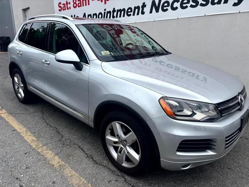 2014 Volkswagen Touareg X