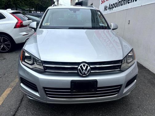 2014 Volkswagen Touareg X