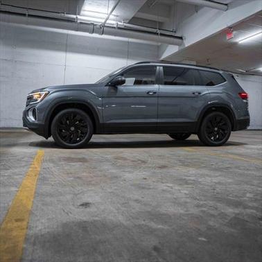 2025 Volkswagen Atlas 2.0T SE w/Technology 4MOTION