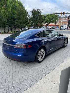 2016 Tesla Model S 75D