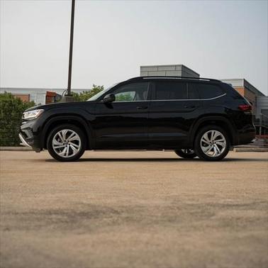 2022 Volkswagen Atlas 2.0T SE w/Technology 4MOTION