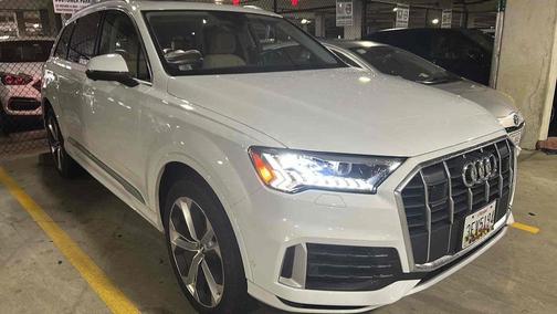 2020 Audi Q7 55 Prestige