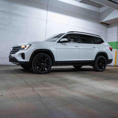 2026 Volkswagen Atlas 2.0T SE w/Technology 4MOTION