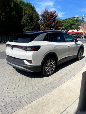 2023 Volkswagen ID.4 AWD Pro S Plus