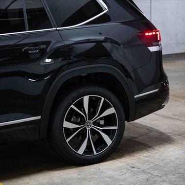 2025 Volkswagen Atlas 2.0T SEL Premium R-Line 4MOTION