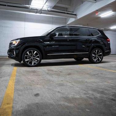 2025 Volkswagen Atlas 2.0T SEL Premium R-Line 4MOTION