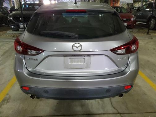 2016 Mazda Mazda3 i Sport
