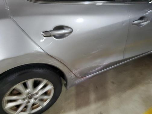 2016 Mazda Mazda3 i Sport