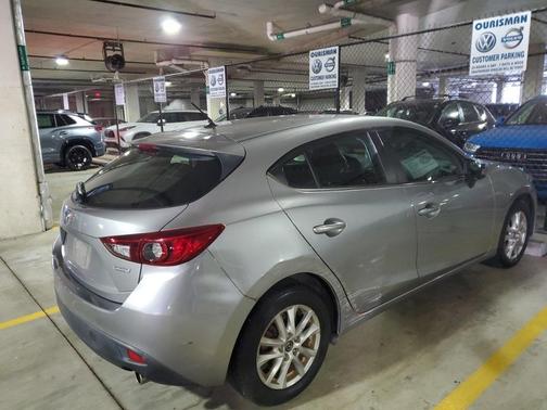 2016 Mazda Mazda3 i Sport