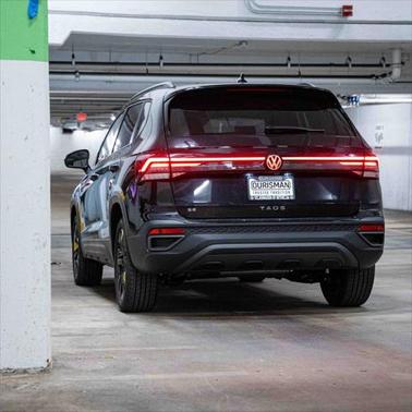2025 Volkswagen Taos 1.5T SE Black