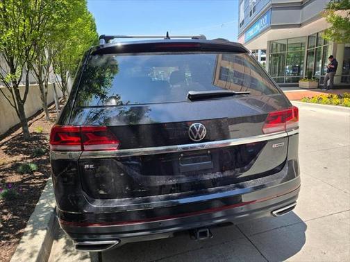 2022 Volkswagen Atlas 2.0T SE w/Technology 4MOTION